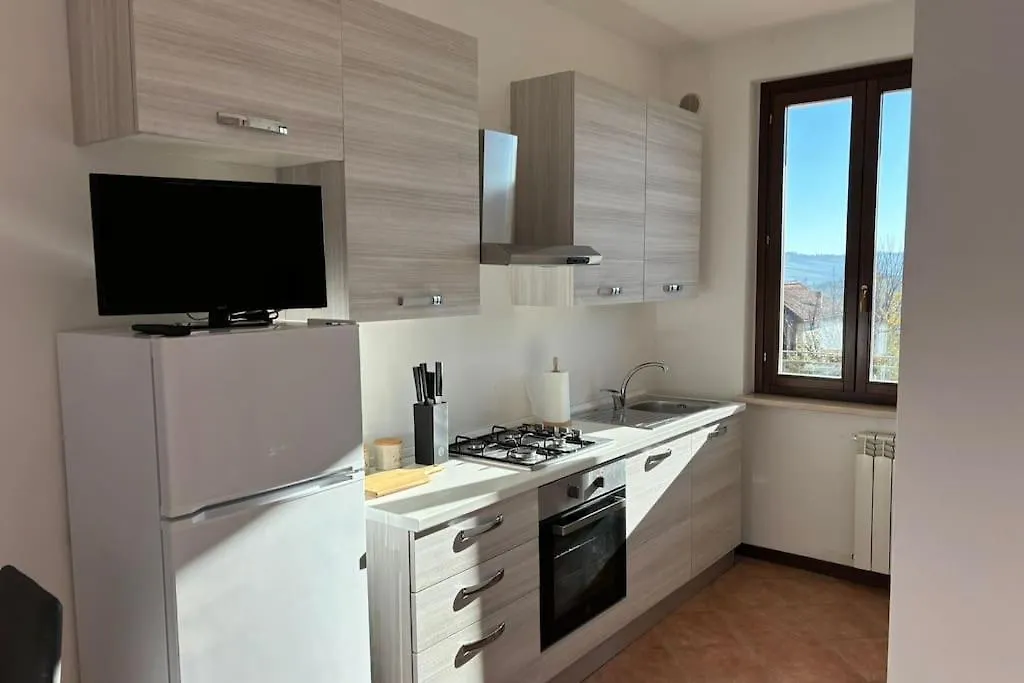 Appartamento Casa Al Poggio Castana  0*, Castana (Lombardy)